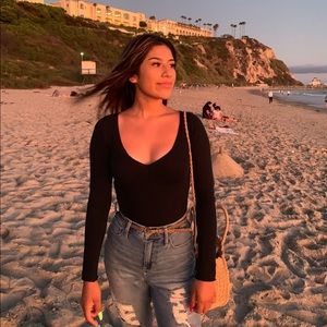 Hello my name is kenia 😊